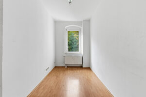 angrenzendem Arbeitszimmer